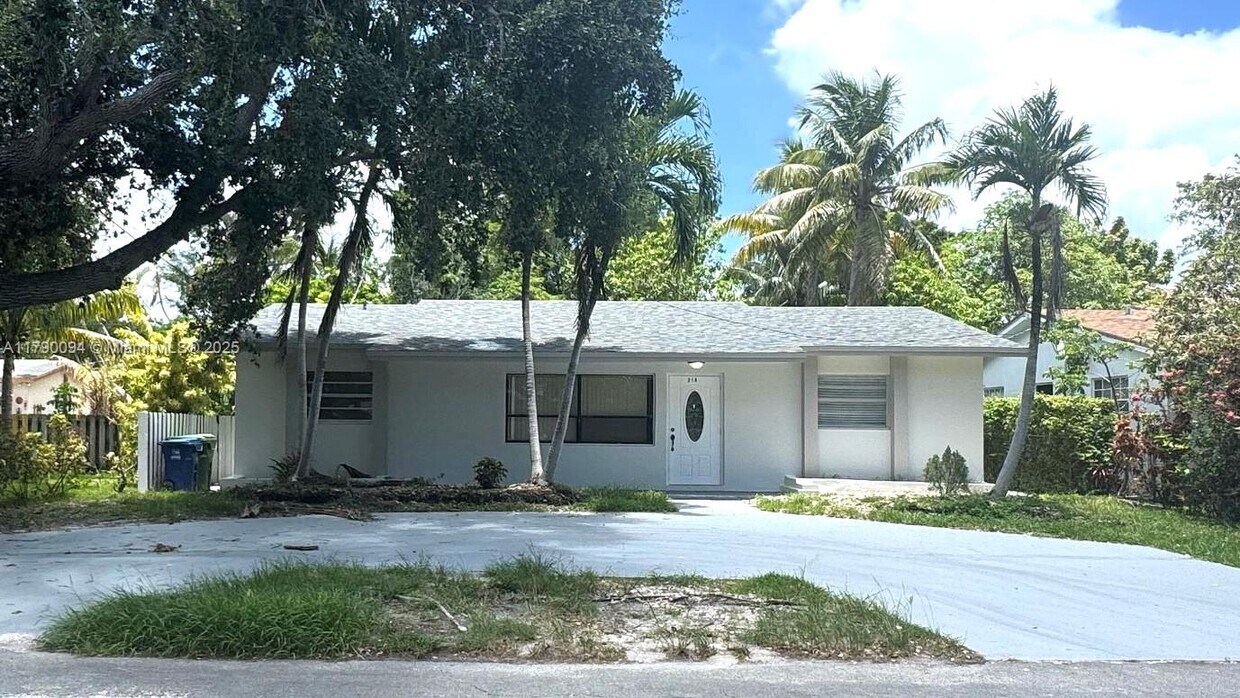 Foto principal - 218 SW 5th St