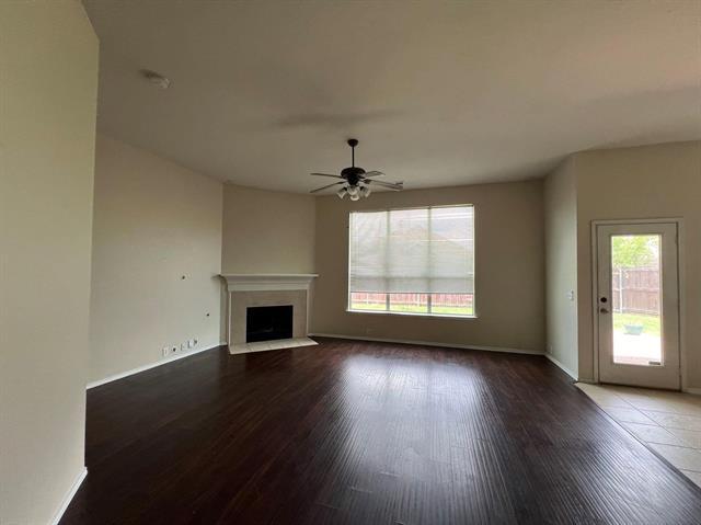 Foto del edificio - 1041 Wagon Trail Dr