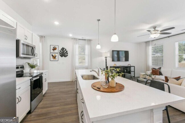 Foto del edificio - 5531 Fetlock Wy