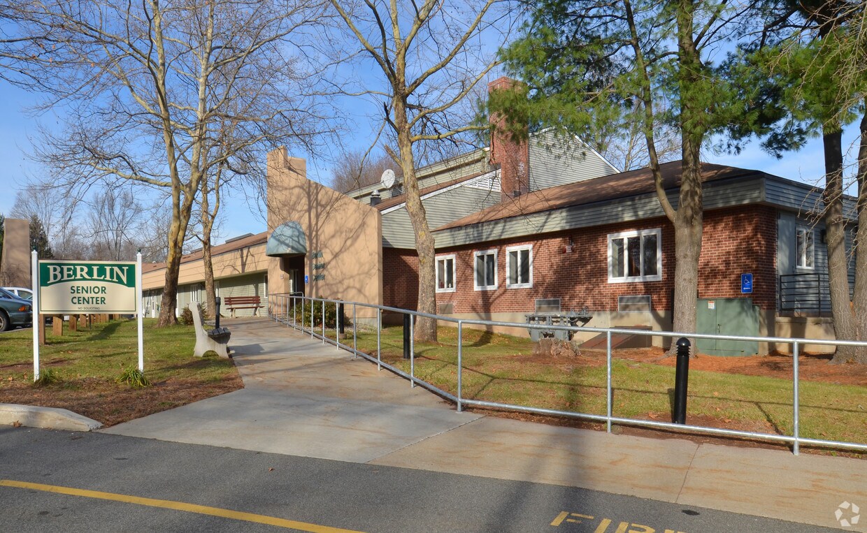 Building Photo - Percival Heights