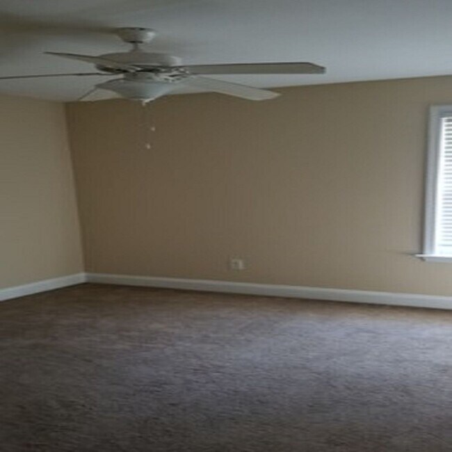 Foto del edificio - 149 Wading Creek Ln