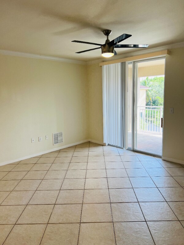 Building Photo - 6510 Emerald Dunes Dr