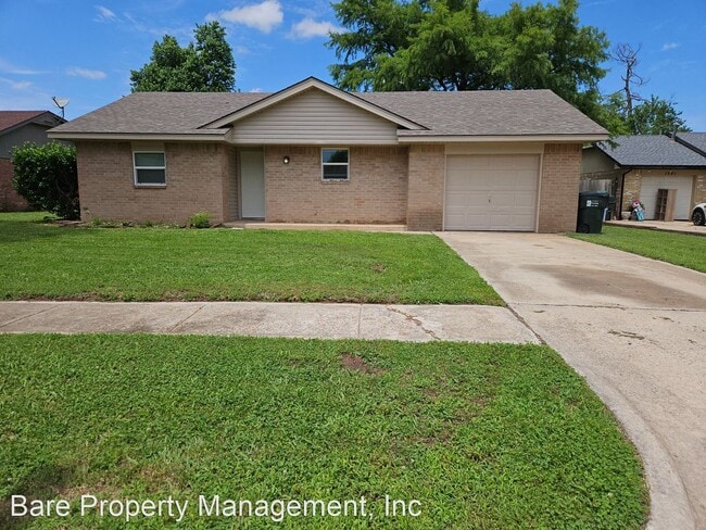 Building Photo - 3 br, 1 bath House - 1517 Willowcliff Court