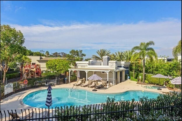 Foto del edificio - 3180 Cabrillo Bay Ln