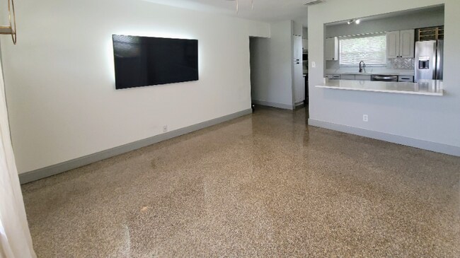 Foto del edificio - 3613 W Oklahoma Ave