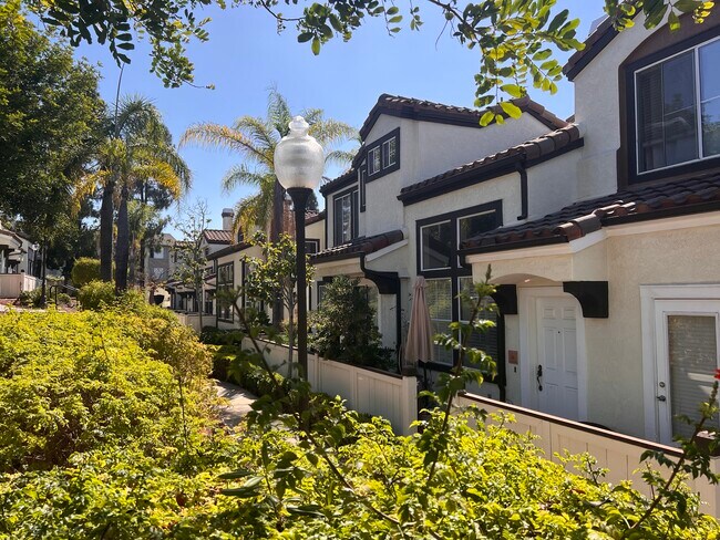 Foto del edificio - 1395 Callejon Segovia