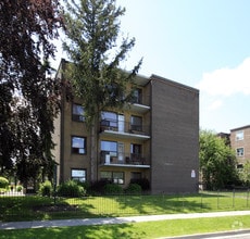 Building Photo - Donway