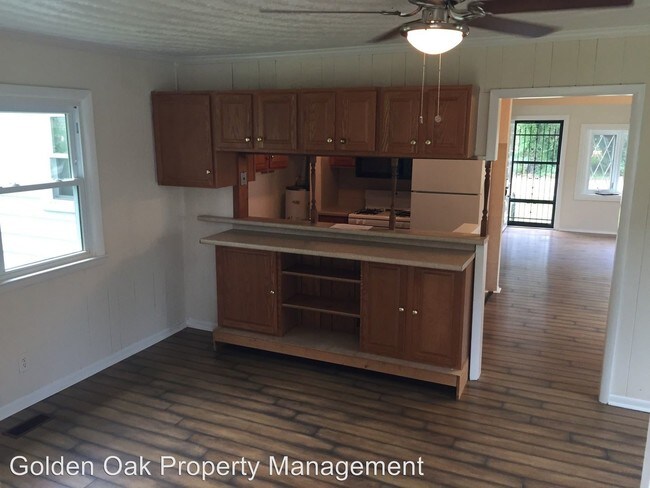 Building Photo - 3 br, 1 bath House - 503 Gust Ln