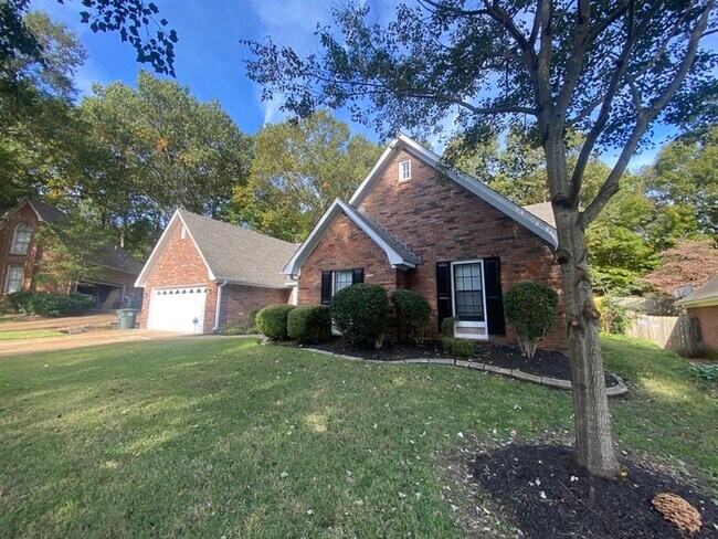 Foto del edificio - 8892 West Glendale - Available Now!