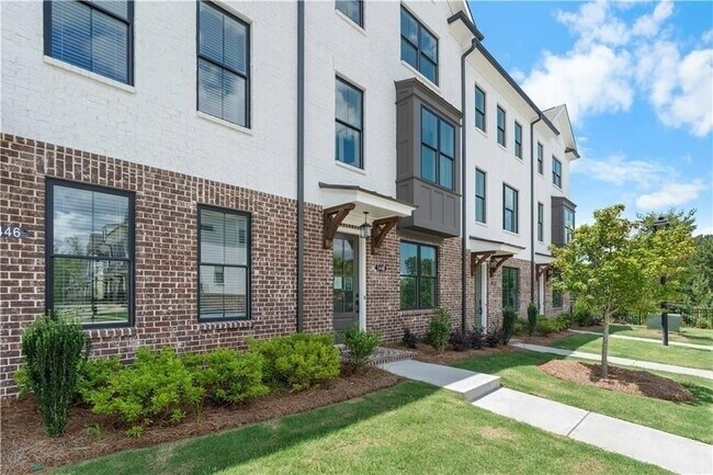 Foto del edificio - 5440 Howington Ct