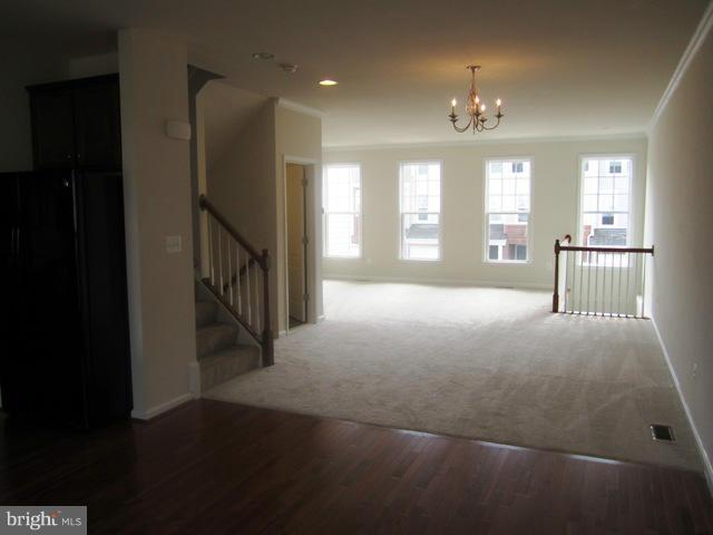 Foto del edificio - 41836 Diabase Square