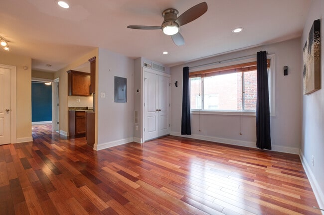 Photo - 2004 3rd St NE Apartments