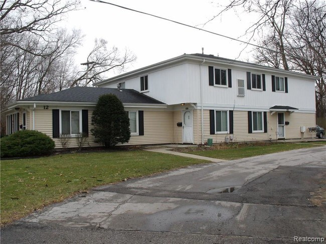 Building Photo - 38030 Greenwood St