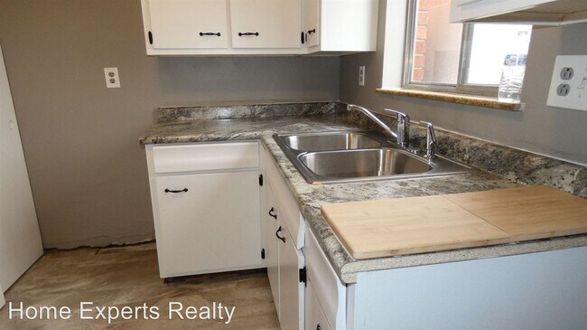 Foto del edificio - 1031 E Pearl St