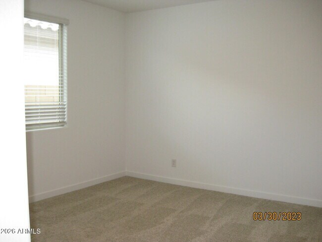 Foto del edificio - 3155 E Wild Dr