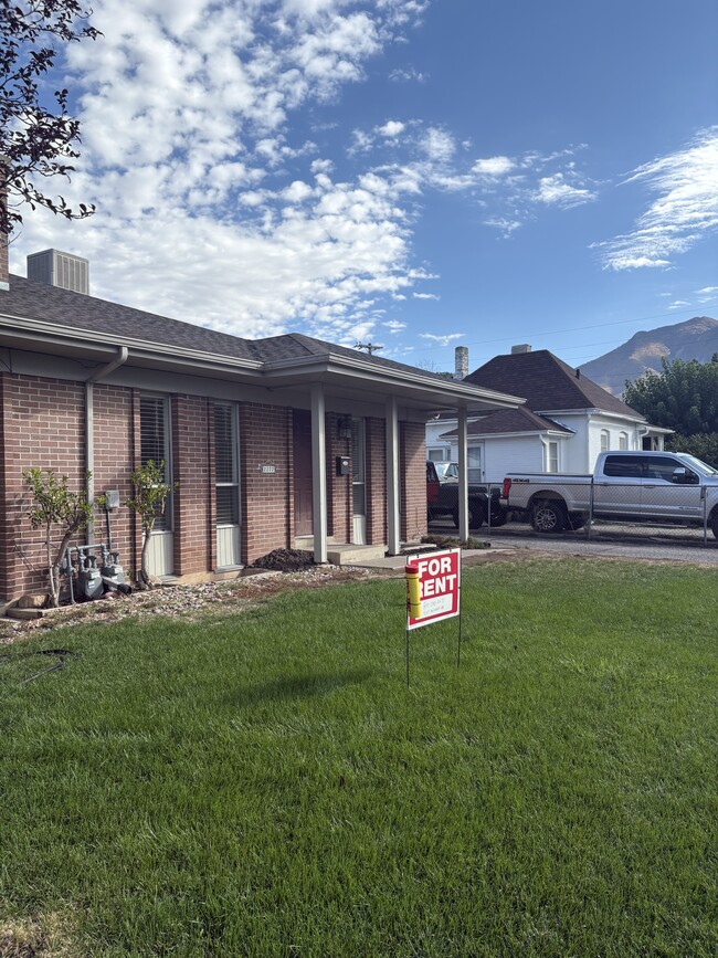 Building Photo - 2277 E 3380 S