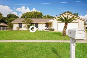 Building Photo - 3031 Dillman Dr