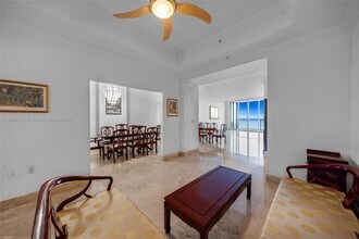 Building Photo - 704 N Ocean Blvd