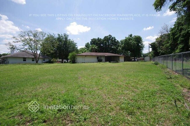 Foto del edificio - 1904 High Glen Ct N