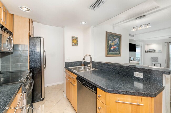 Foto del edificio - 4800 Ocean Beach Blvd