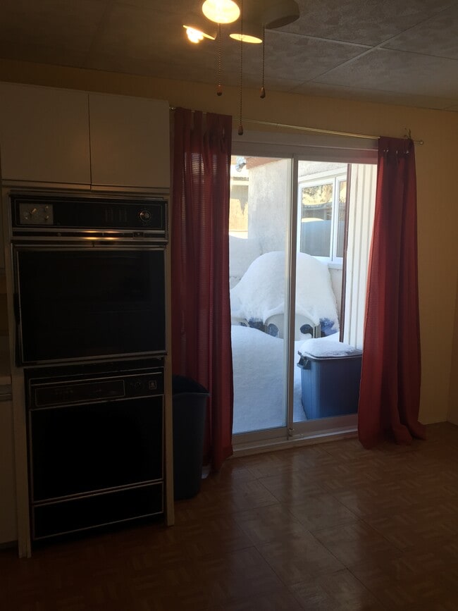 Building Photo - 36 Rue Archambault