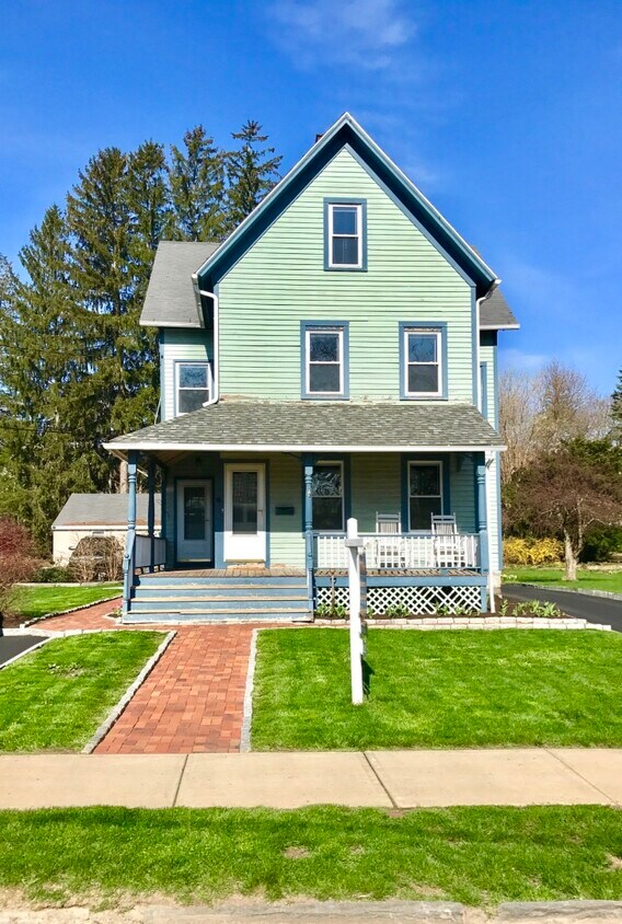 6 Grand St, Bethel, CT 06801 Apartments in Bethel, CT