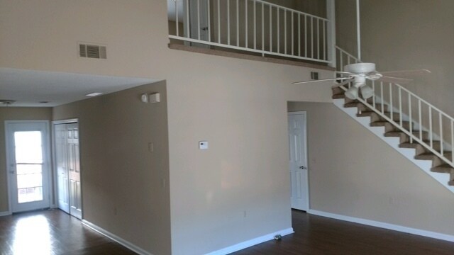 Building Photo - 230 Lanier Drive #251