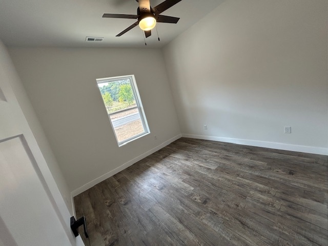 Foto del edificio - 587 Panich St