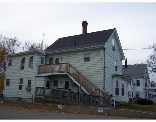 Building Photo - 829-833 Main St