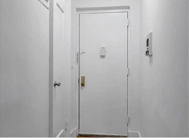 Foto del edificio - Newly Renovated 1-Bedroom Apartment for Rent