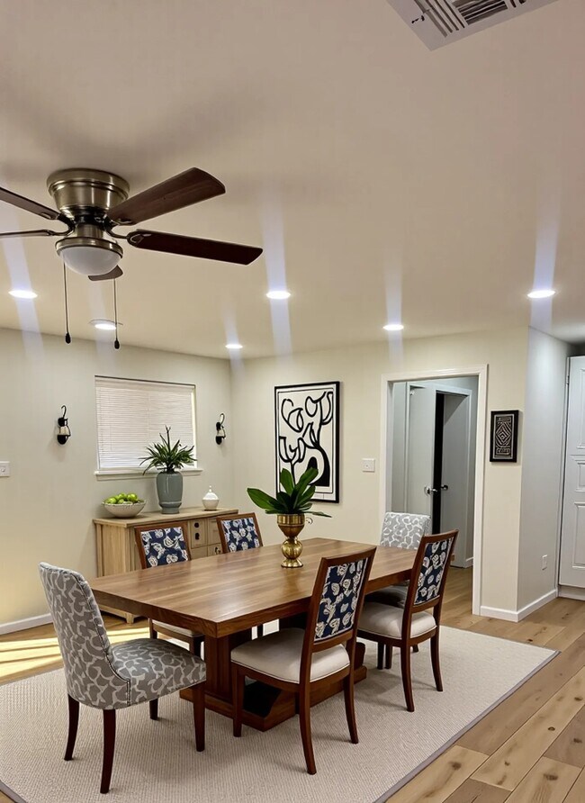 Foto del edificio - 3538 Orange Grove Dr