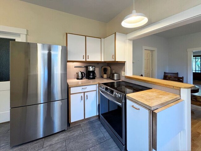 Foto del edificio - 346 N Grand St