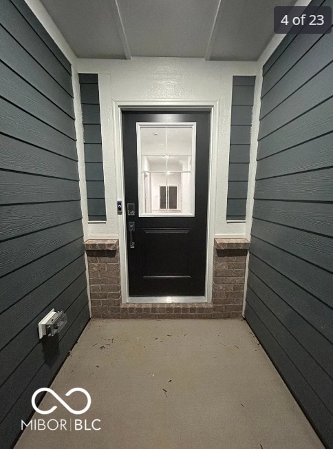 Building Photo - 729 Felix Dr