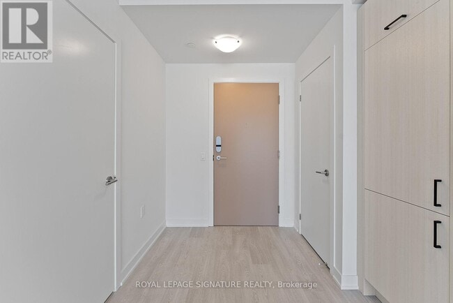 Photo du bâtiment - 1-321 Kyle Lowry Rd