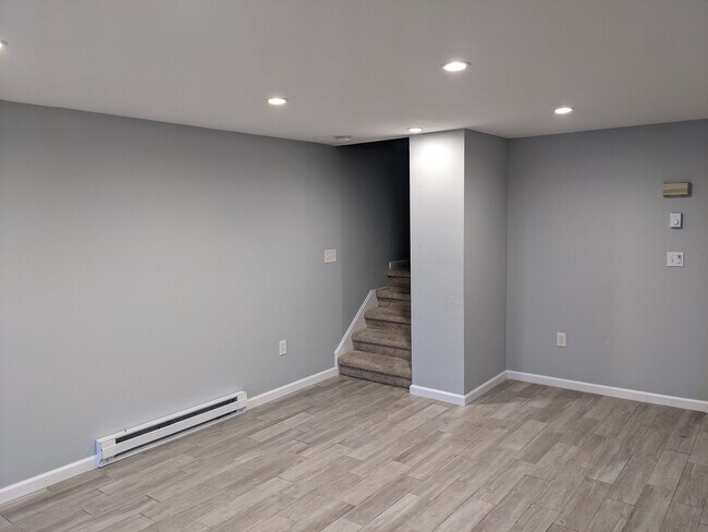 Living room with shared dining room - 376 Halladay St