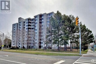 Building Photo - 2500-2500 Bridletowne Cir