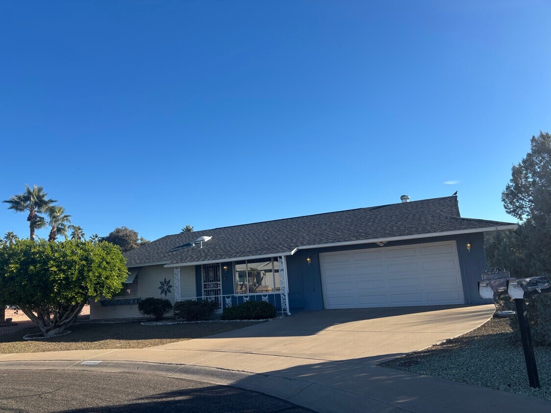 Primary Photo - 18419 N 94th Dr