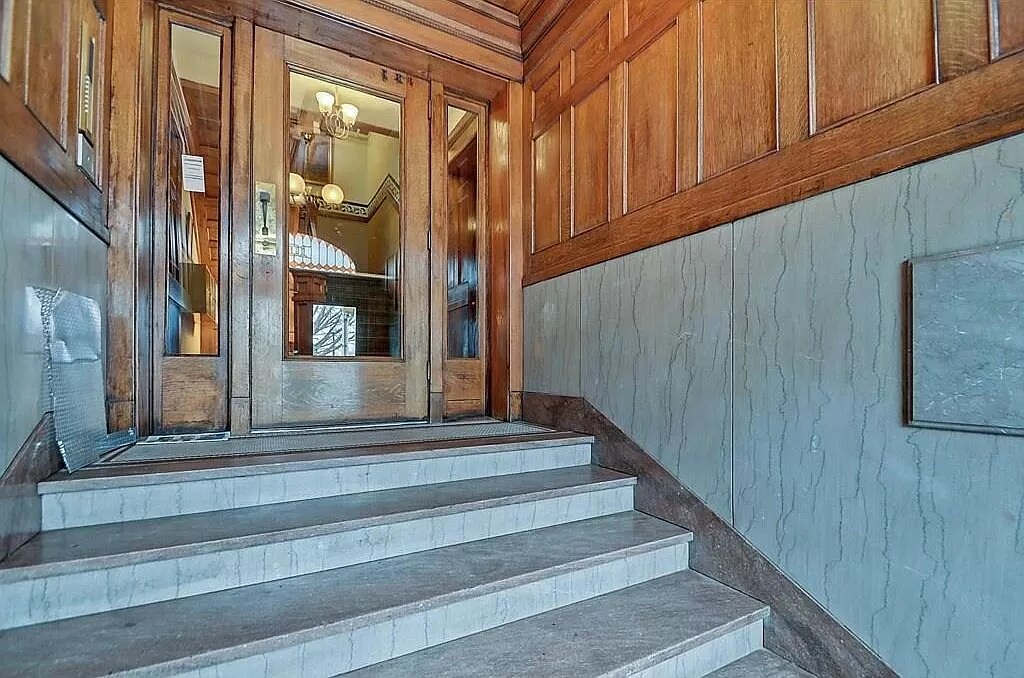 Foto principal - 801 N Pennsylvania St