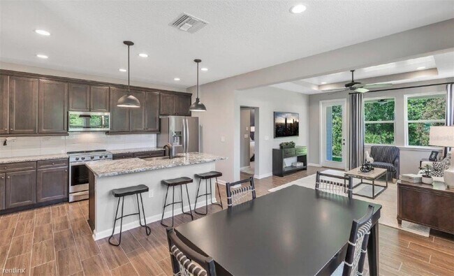 Foto del edificio - 4 br, 3 bath House - 673 i Sycamore Way