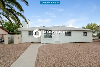 Building Photo - 602 W Calle Medina