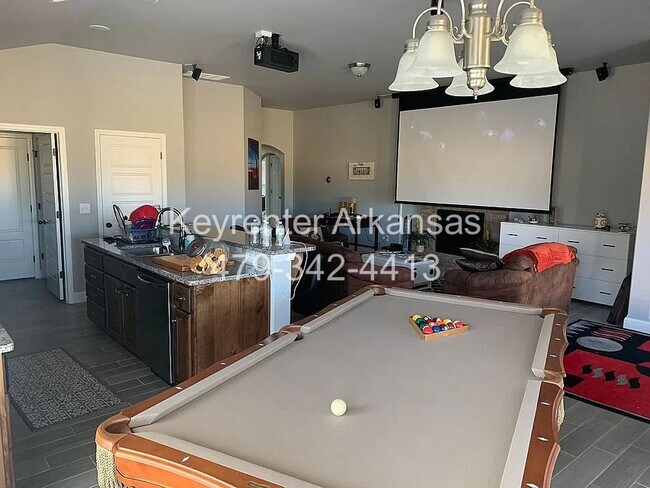 Foto del edificio - 530 Arkansas Black