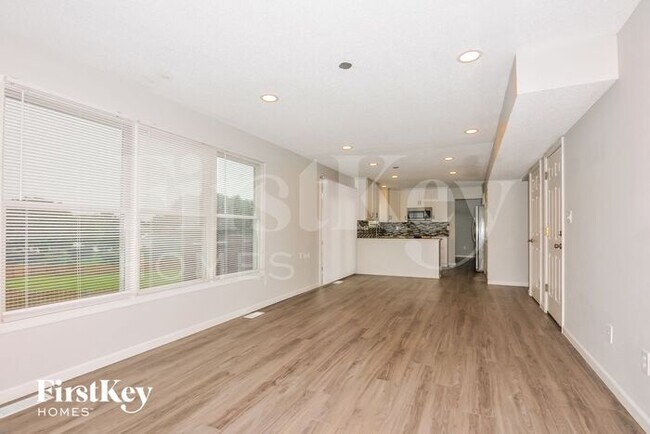Building Photo - 169 Dusty Rose Dr