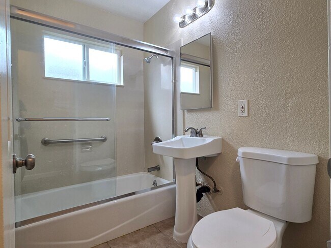 Foto del edificio - 515 E William St