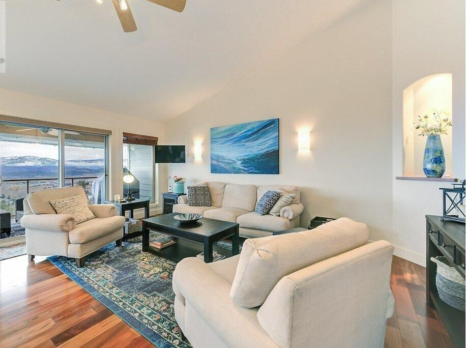 Salon - 3700 Sunset Ranch Dr
