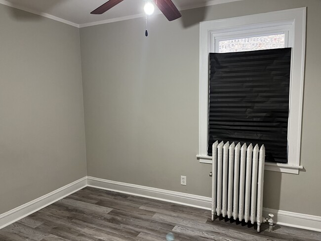 Foto del edificio - 6839 S Maplewood Ave