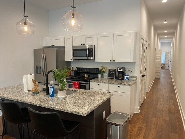 Foto del edificio - 2100 W Cary St