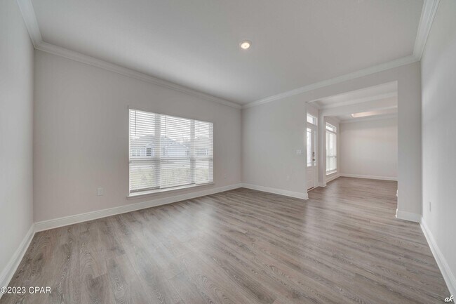 Foto del edificio - 204 Martingale Lp