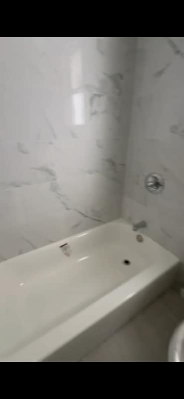Foto del edificio - 54 N 9th St