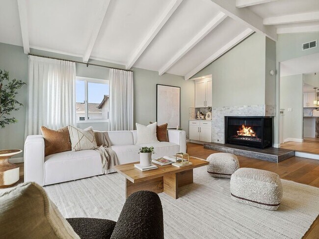 Foto del edificio - 1141 Stanford Ave