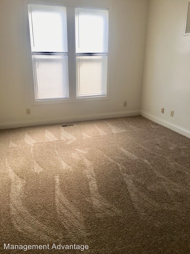 Building Photo - 14 S 26th St